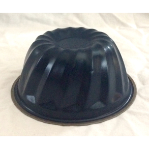 Retro Bageform - Rund - Mrkebl - 11,5 cm.