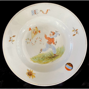 Retro Stel - Dyb Tallerken - Brnetallerken - Dreng Med Drage - 19,5 cm.