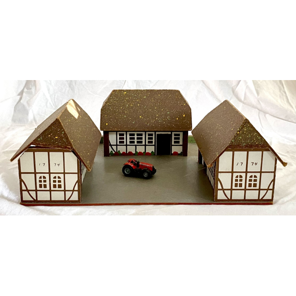 Retro Legetj - Bondegrd - r 1960-1970 - 40 cm.