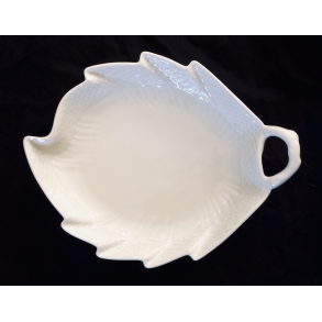 Creme Svejfet Stel - Josephine Blad Asiet - 23 cm. - Royal Copenhagen