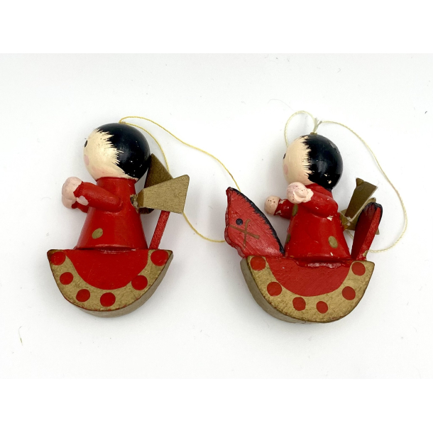 Retro Julepynt - Juleophng - Engle P Gyngehest - Malet Tr - Daells Varehus - St Af 2