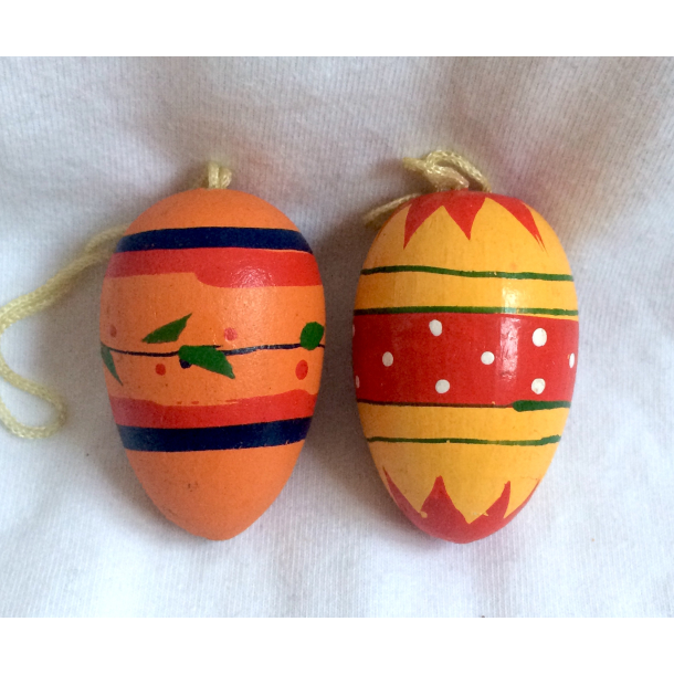 Retro Pskepynt - Pskeg - Malet Tr - Gul &amp; Orange - 4,5 cm. - Daells Varehus - St Af 2