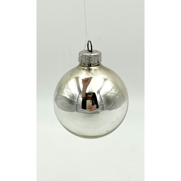 Gammelt Julepynt - Julekugle - S�lv - 6 cm.