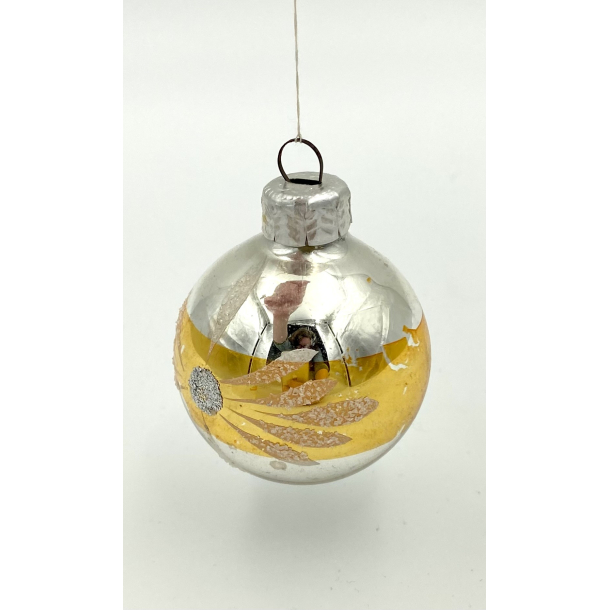Gammelt Julepynt - Julekugle - Slv &amp; Guld - Glimmer - 5 cm.
