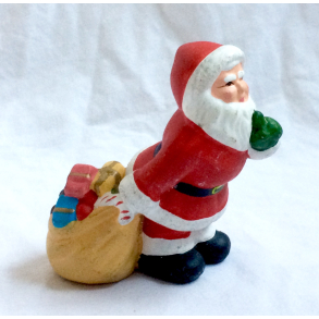 Gammelt Julepynt - Julemand Med Gavesk - 10,5 cm.