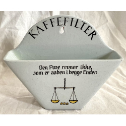 Knabstrup Kaffefilterholder - Ordsprogsserien - 20 cm.