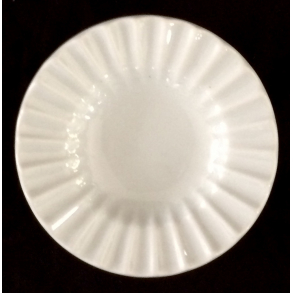 Hvid Lyngby Stel - Riflet Asiet - 8 cm. - Lyngby Porceln/Danild