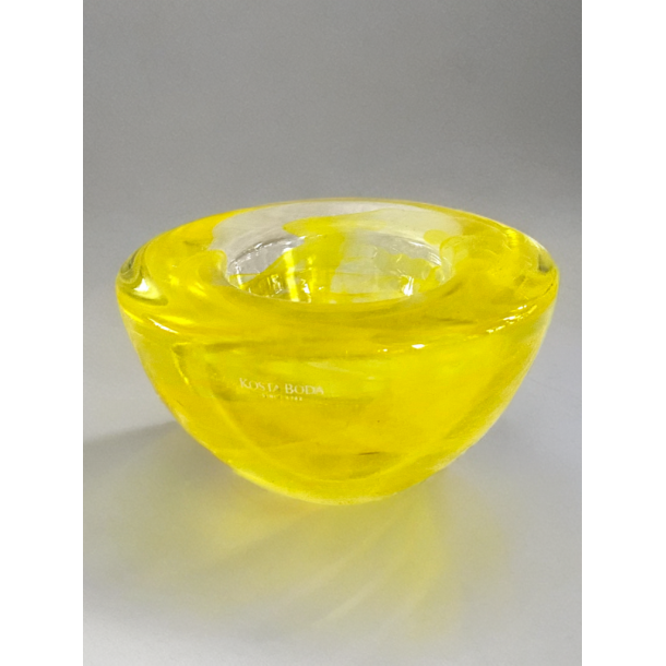 Kosta Boda Atoll Fyrfadsstage - Gult Glas - 11 cm.