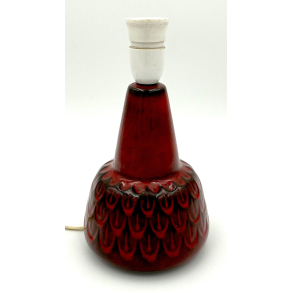 Sholm Bordlampe Nr. 1015 - Rd Glasur - Einar Johansen - 25 cm.