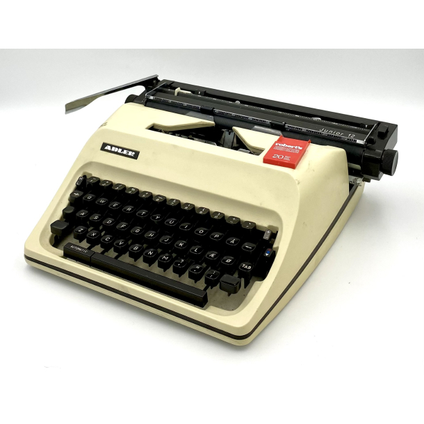Retro Skrivemaskine - Junior 12 - Cremefarvet - 1970'erne - 44 cm. - Adler