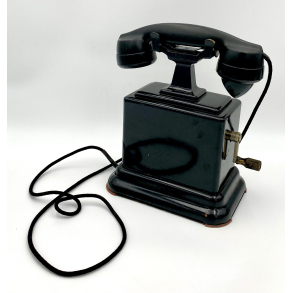 Antik Telefon - H�ndsving - Model DAL 1001 - Sort - 1930'erne - 28 cm. - L.M. Ericsson