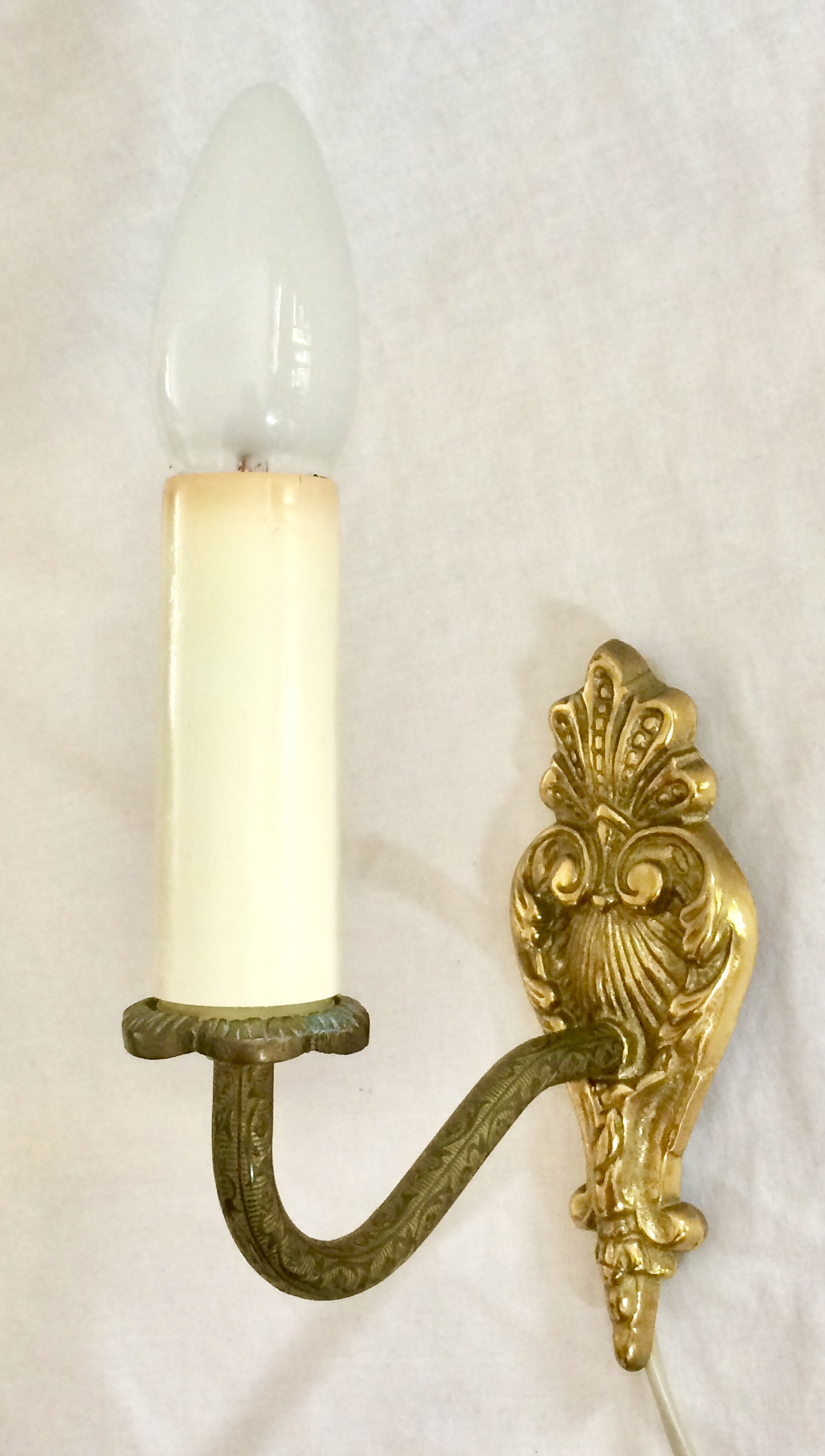 forsinke Tage med vin Gammel Lampe - Væglampe - Messing - Model Nr. 4 - 17 cm. - Belysning -  Igen-brugsen
